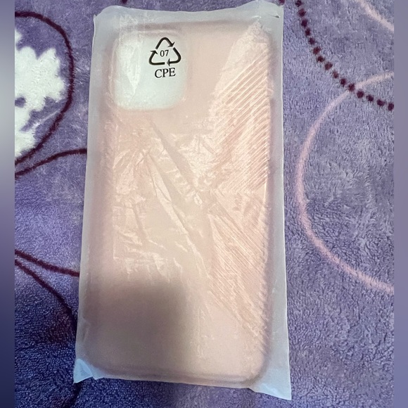 iPhone 12 Pro Max case - Picture 4 of 4